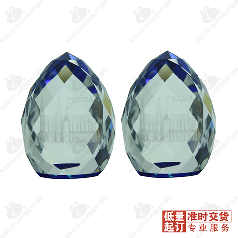 多边菱型水晶球