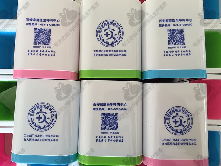 1801HQ005-0707069.jpg